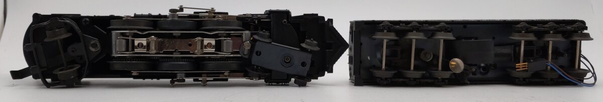Lionel 6-18004 O Reading 4-6-2 Steam Locomotive & Tender #8004 EX/Box