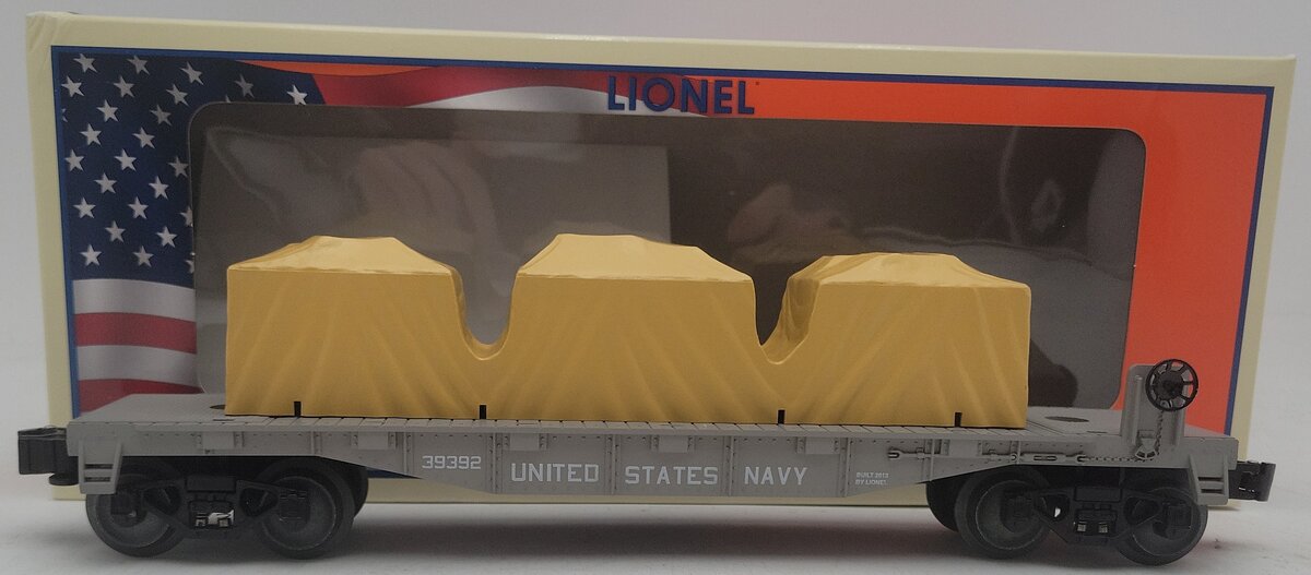 Lionel 6-39392 O Gauge U.S. Navy Flatcar with Tarped Load EX/Box