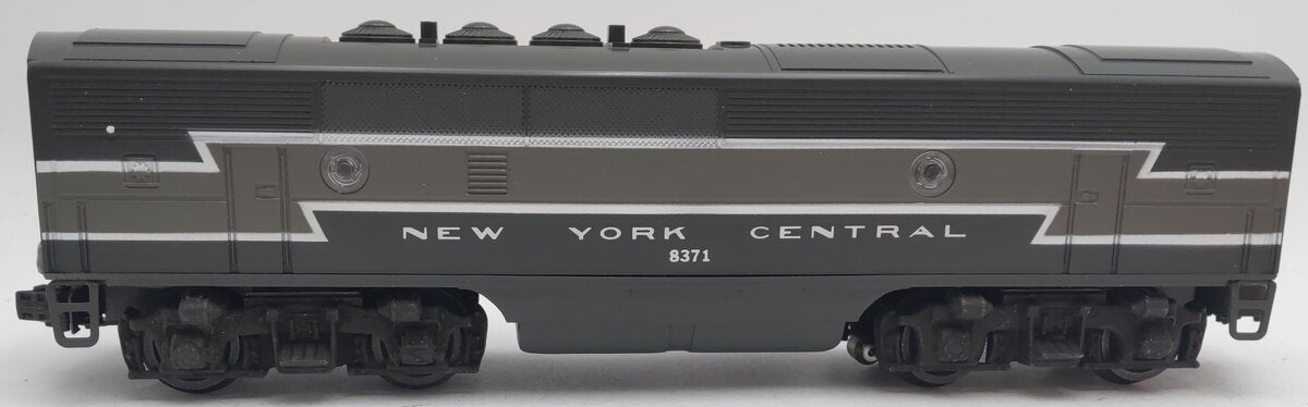 Lionel 6-8371 NYC F-3 B Unit Non-Powered Diesel Locomotive with Horn EX/Box
