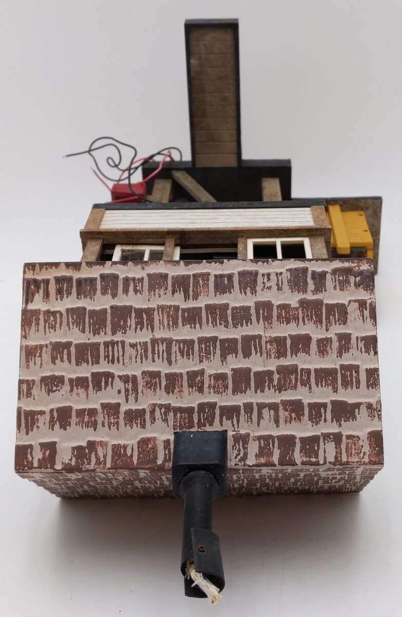 Aristo-Craft ART-7109 G Scale Elevated Switch Tower VG