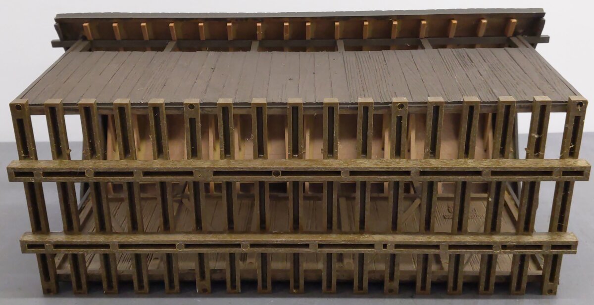 Aristo-Craft 7101 G Scale Covered Bridge EX