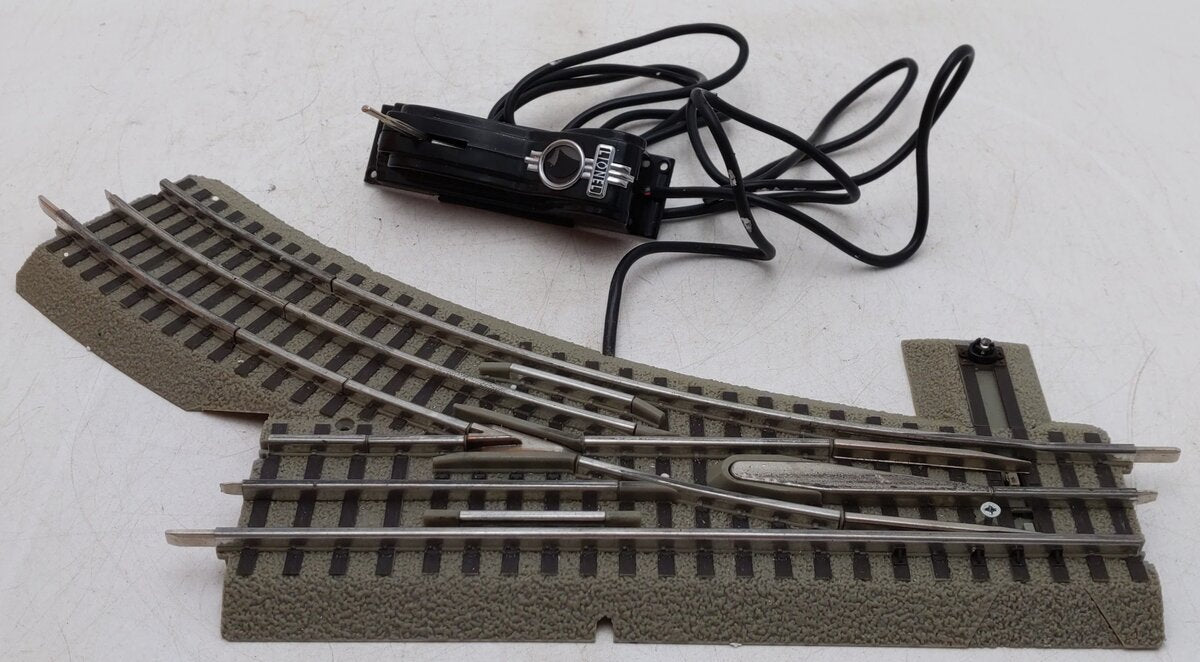 Lionel 6-12046 O Gauge O36 Right Hand Remote-Control FasTrack Switch/Turnout EX/Box