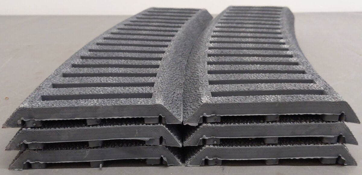 LGB 61600 G Scale Curved Track Roadbed - R3 - 2/3 (6) EX/Box