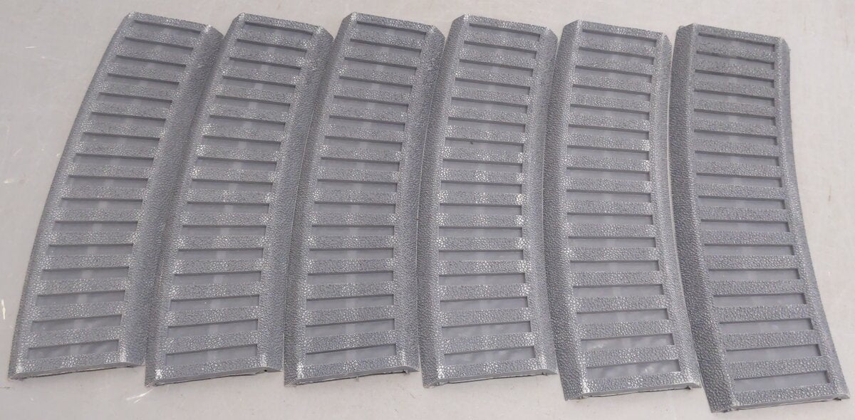 LGB 61600 G Scale Curved Track Roadbed - R3 - 2/3 (6) EX/Box