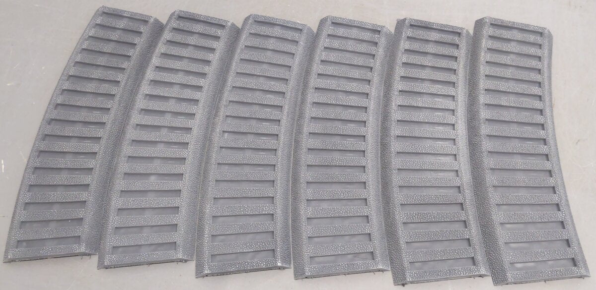 LGB 61600 G Scale Curved Track Roadbed - R3 - 2/3 (6) EX/Box