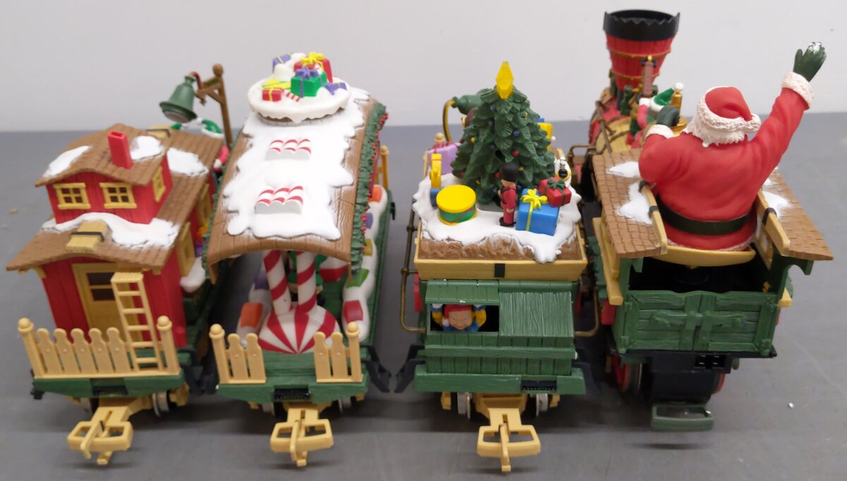 New Bright 380 G Scale Holiday Express Animated Steam Train Set EX/Box