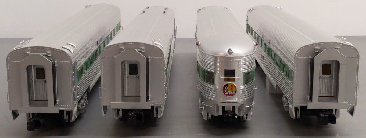Lionel 6-29144 O Gauge Santa Fe 4-Car Aluminum Passenger Set EX/Box