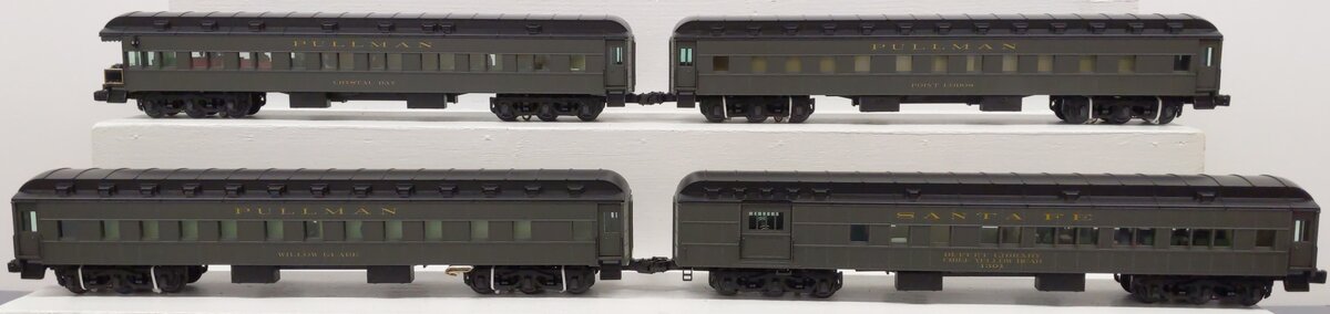 Lionel 6-15526 O Gauge Santa Fe Heavyweight Passenger Cars (Set of 4) EX/Box