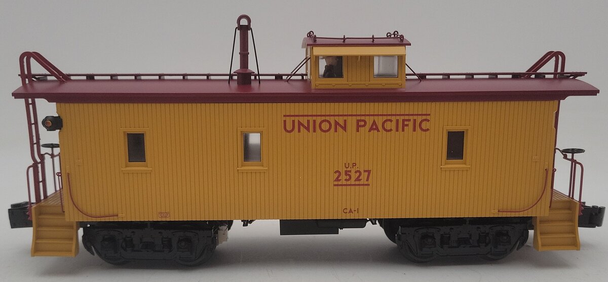 Lionel 2326450 O Union Pacific Vision CA-1 Caboose #2527 LN/Box