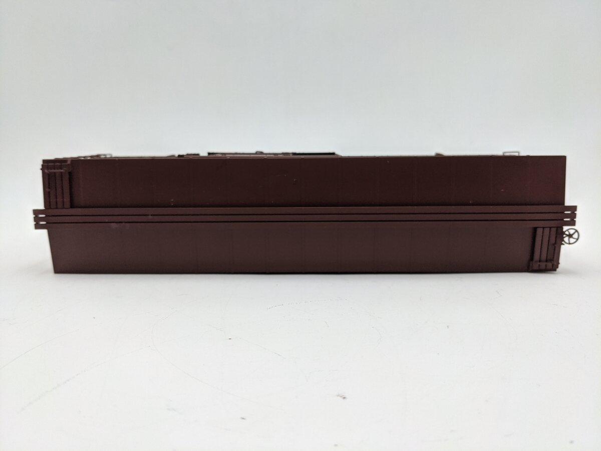 Atlas 3007804-1 O Gauge Northern Pacific USRA Double Sheathed Boxcar #13353 EX/Box