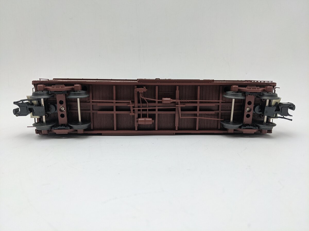 Atlas 3007804-1 O Gauge Northern Pacific USRA Double Sheathed Boxcar #13353 EX/Box