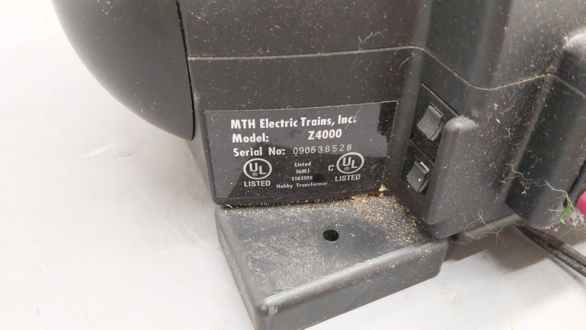 MTH Z-4000 400 Watt Advanced Digital Transformer for MTH ProtoSounds Locomotives EX