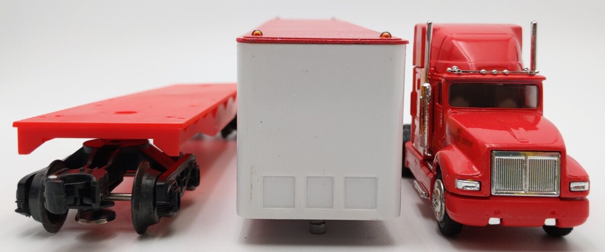K-Line K-665601 O Ringling Bros.Tractor Trailer w/Flatcar EX/Box