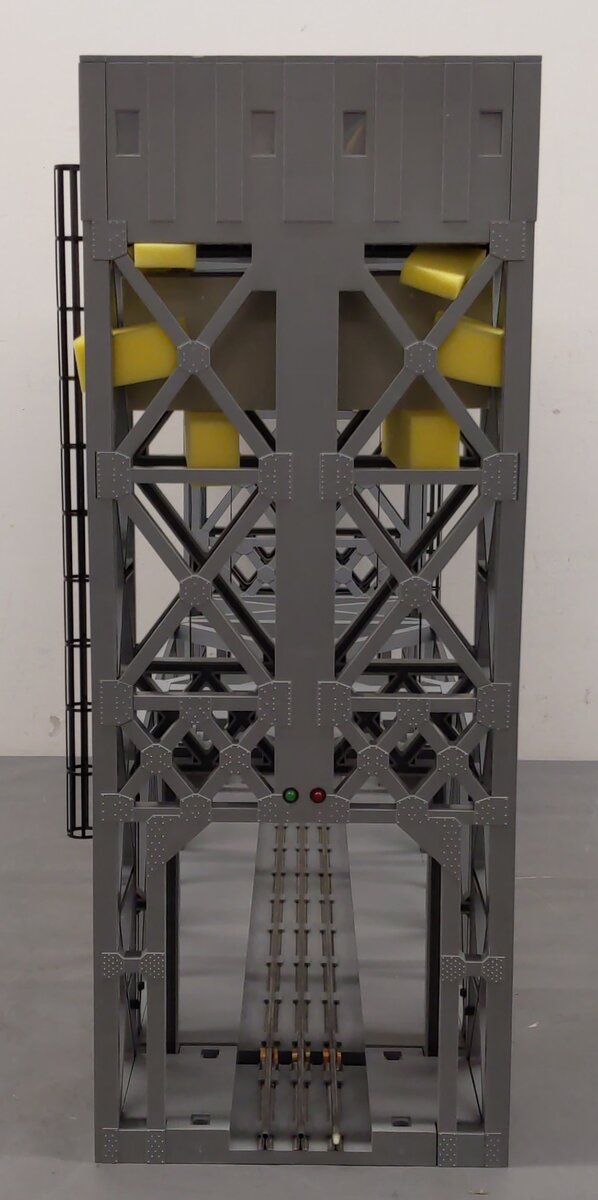 Lionel 6-12782 Operating Lift Bridge with Bell & Lights EX/Box