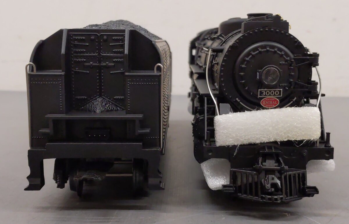 Lionel 6-18009 O Gauge NYC Mohawk 4-8-2 L-3 Steam Locomotive & Tender #3000 LN/Box