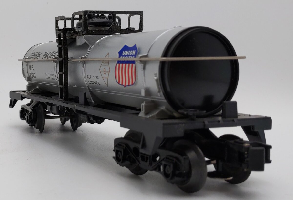 Lionel 6-9367 O Gauge Union Pacific Single Dome Tank Car #9367 EX/Box