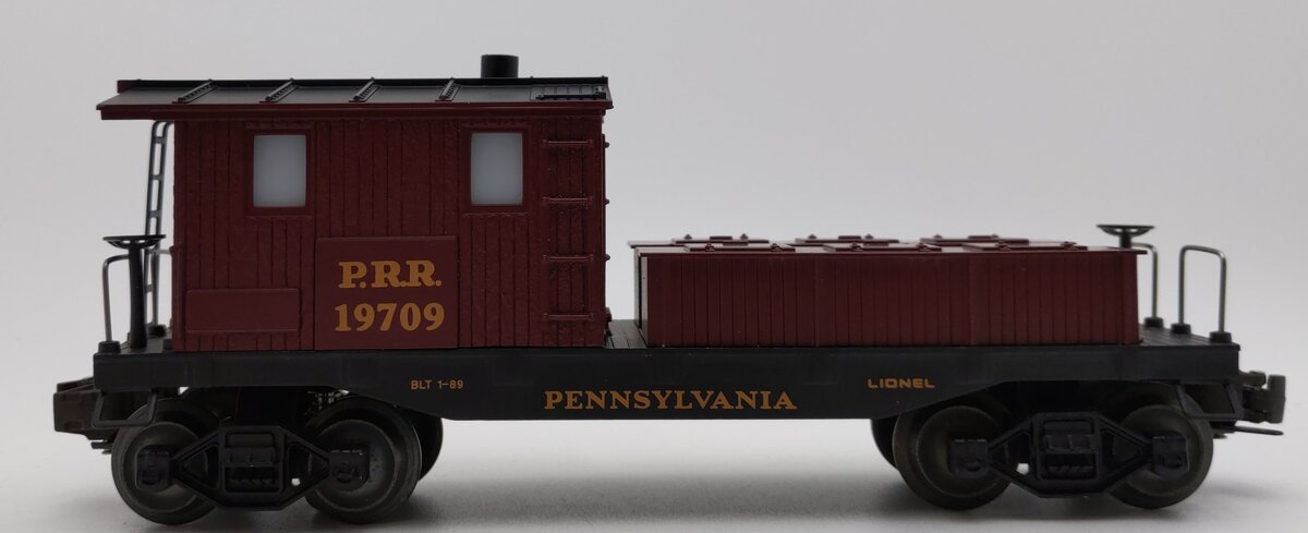 Lionel 6-19709 O Gauge Pennsylvania Illuminated Work Caboose with Smoke #19709 LN/Box