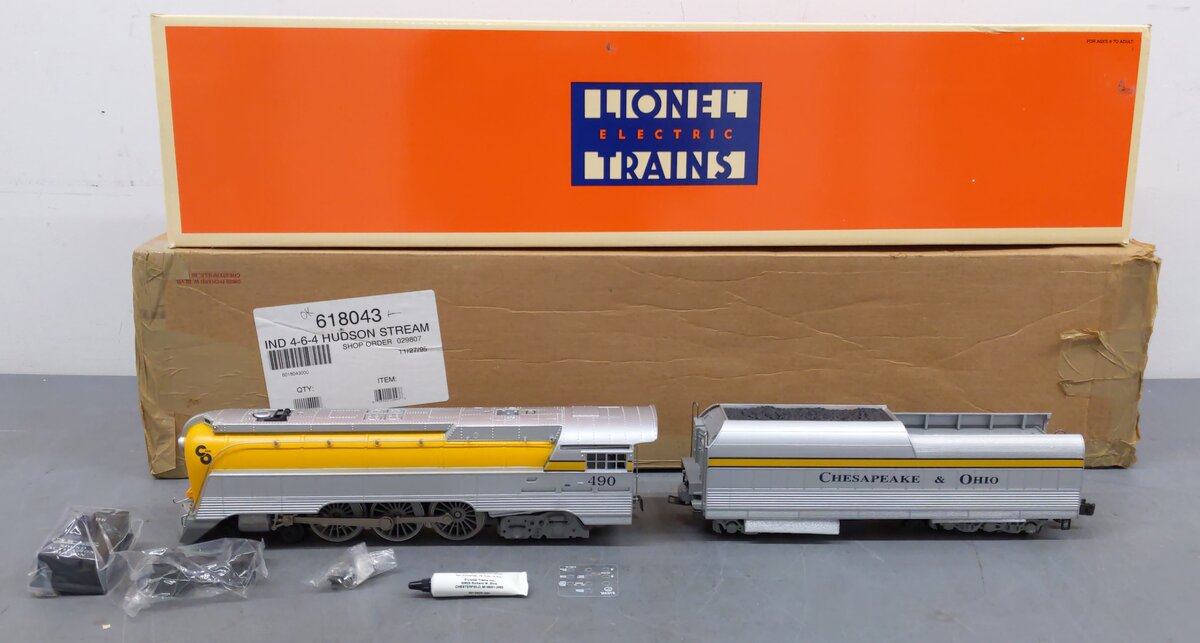 Lionel 6-18043 O Gauge C&O Streamlined Hudson Locomotive & Tender with RSII #490 EX/Box