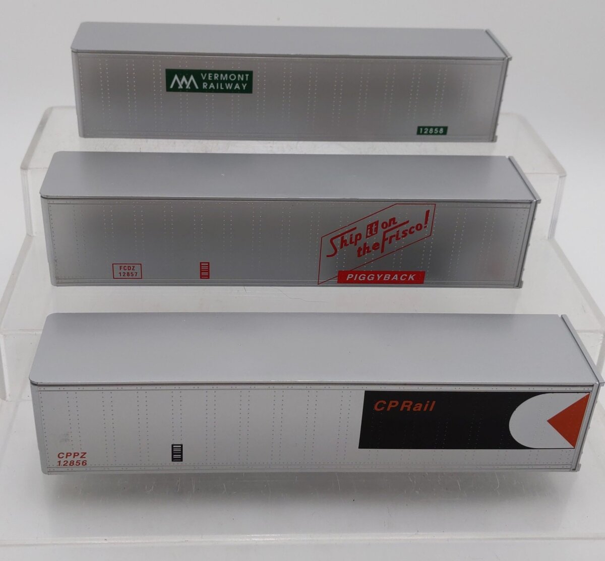 Lionel 6-12855 O / O27 Gauge Intermodal Containers (Set of 3) LN/Box