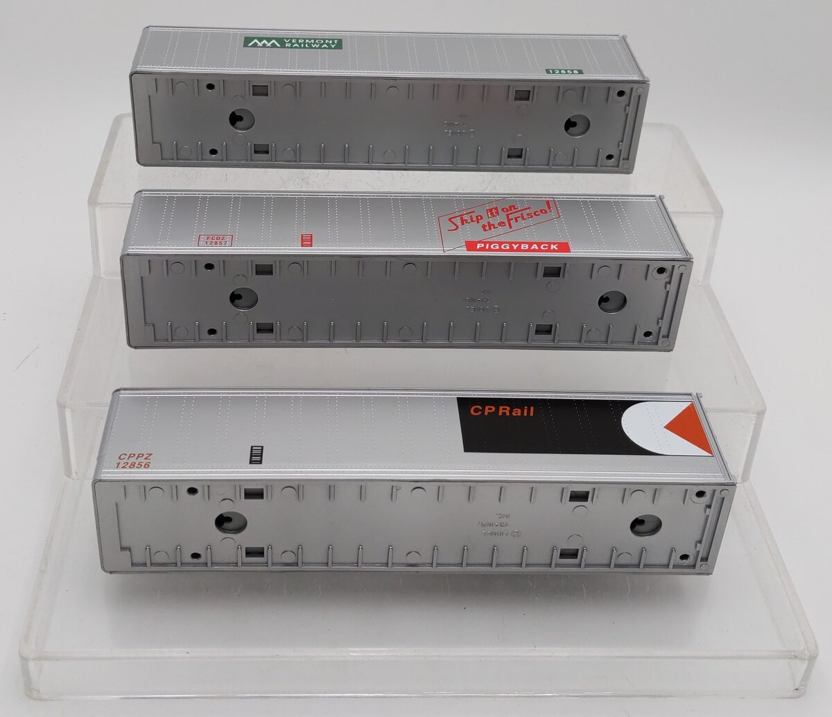 Lionel 6-12855 O / O27 Gauge Intermodal Containers (Set of 3) LN/Box