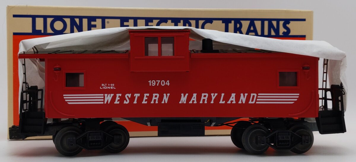 Lionel 6-19704 O Gauge Western Maryland Extended Vision Caboose w/Smoke LN/Box