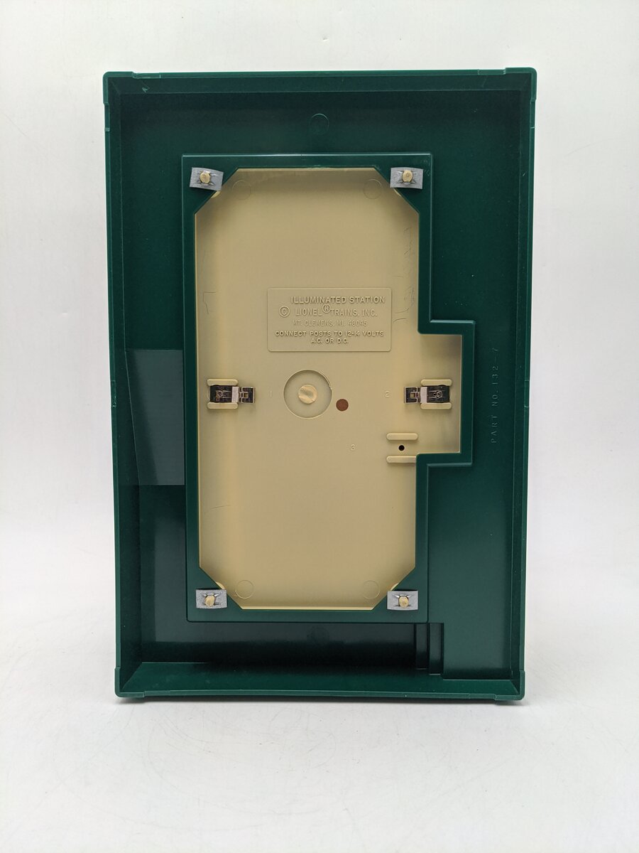 Lionel 6-12728 O Scale Illuminated Passenger & Freight Station EX/Box