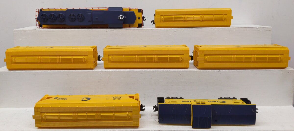 Lionel 6-11705 O Gauge Chessie System Diesel Freight Train Set EX/Box