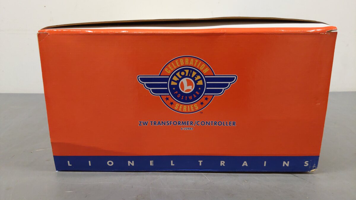 Lionel 6-22982 O ZW Postwar Celebration Series Controller & 2 Transformers Set EX/Box