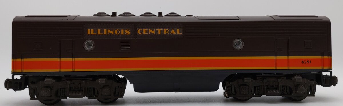 Lionel 6-8581 O Gauge Illinois Central F3 Dummy B Unit Diesel Locomotive LN/Box