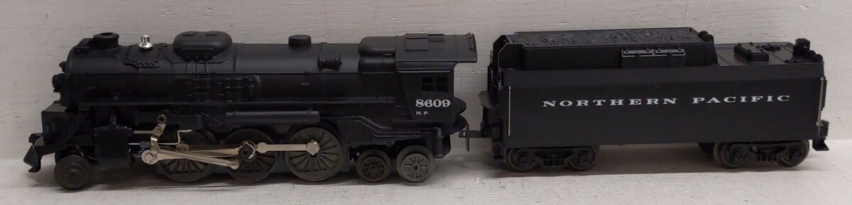 Lionel 6-18609 O Gauge Northern Pacific 2-6-4 Steam Locomotive and Tender #8609 LN/Box