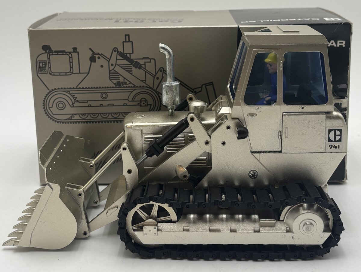 NZG 108/04 1:24 Diecast CAT Caterpillar 941 Track-Type Loader Anniversary Silver EX/Box