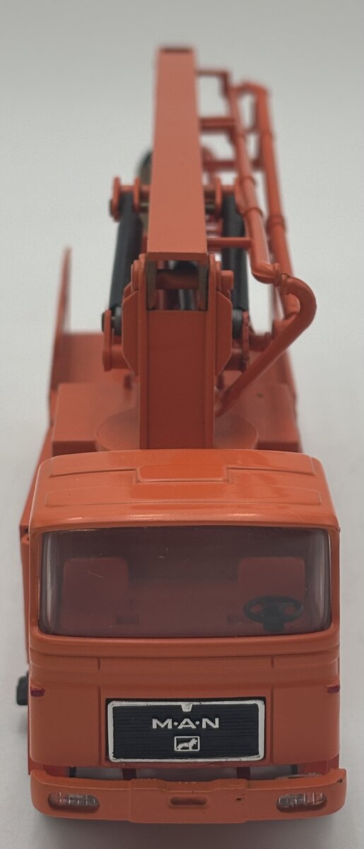 Conrad 3183 1:50 Scale Diecast MAN WIBAU Mounted Concrete Pump Truck EX/Box