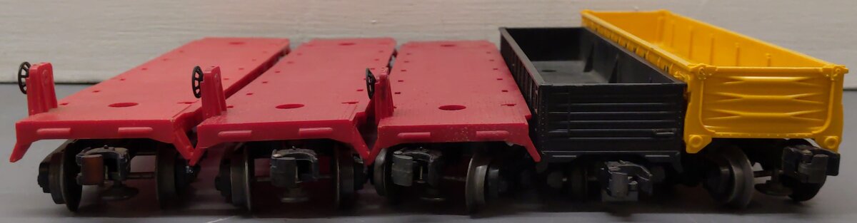 Lionel O Gauge Vintage Freight Cars; 6511-2, 24109, 6825, 6414, 616260, [5] VG