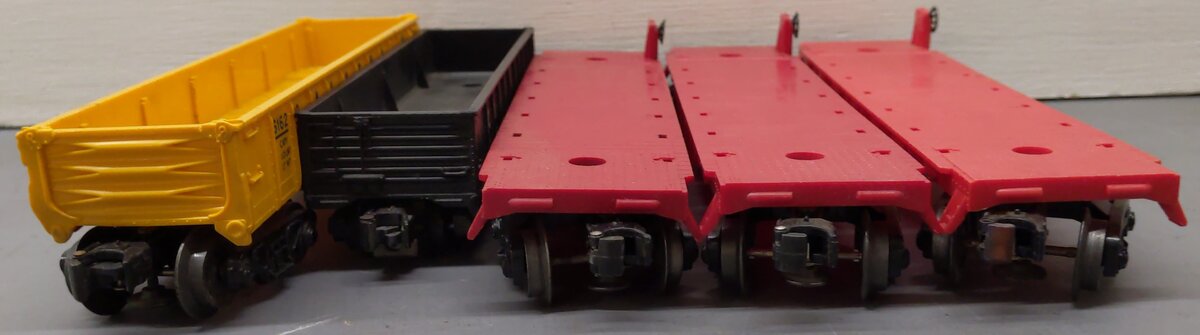 Lionel O Gauge Vintage Freight Cars; 6511-2, 24109, 6825, 6414, 616260, [5] VG