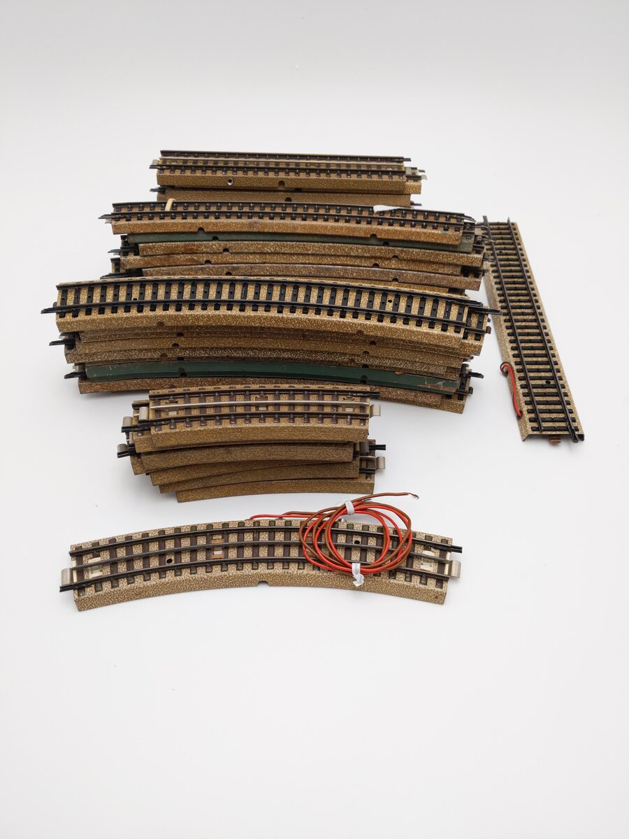 Marklin HO M-Track Straight & Curved Track Sections [38] VG