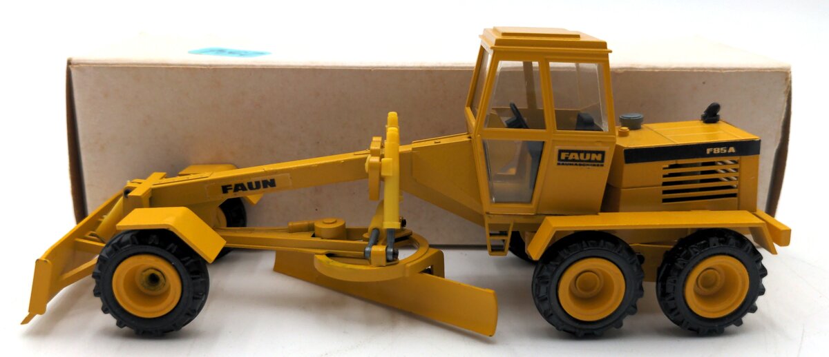 Conrad 268 1:50 Scale Diecast Faun F-85A Motor Grader. EX/Box