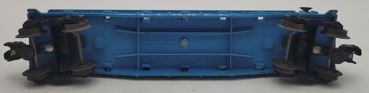 Lionel 3830 O Blue Flatcar with Operating U.S. Navy Submarine EX