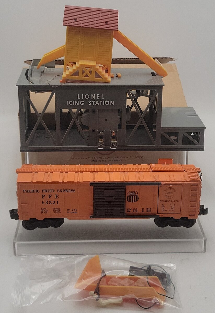 Lionel 352 Vintage O Postwar Operating Icing Station EX/Box