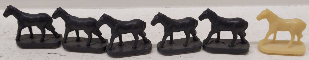 Lionel 3356 Vintage O Santa Fe Operating Horse Platform & Car VG/Box