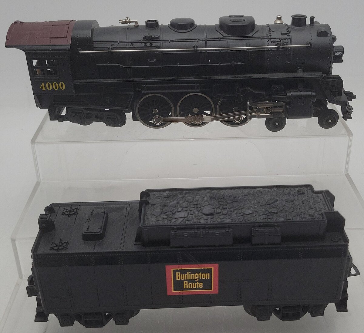 Lionel 6-28060 O NYC Burlington Route 4-6-4 Steam Locomotive w/ Tender #4000 EX