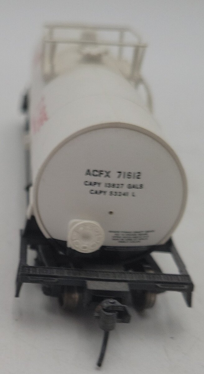 Atlas 1709-3 HO Dupont Ti-Pure ACFX Kaolin Tank Car #71612 VG/Box