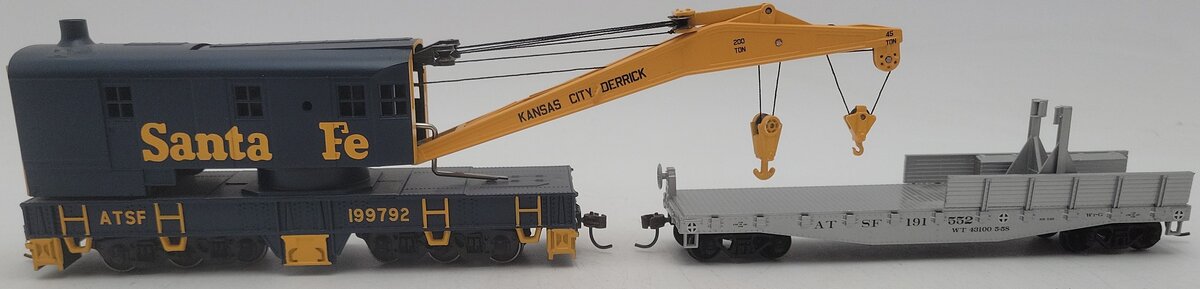 Athearn 7529 HO Santa Fe RTR 200-Ton Crane with Tender EX/Box