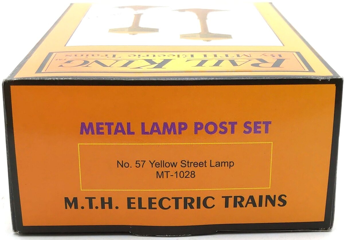 MTH 20-1028 #57 O Scale Yellow Metal Lamp Post Set (Set of 2)
