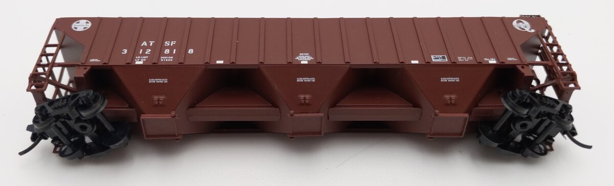 InterMountain 65361-08 N Scale ATSF 3-Bay Hopper #312818 LN/Box