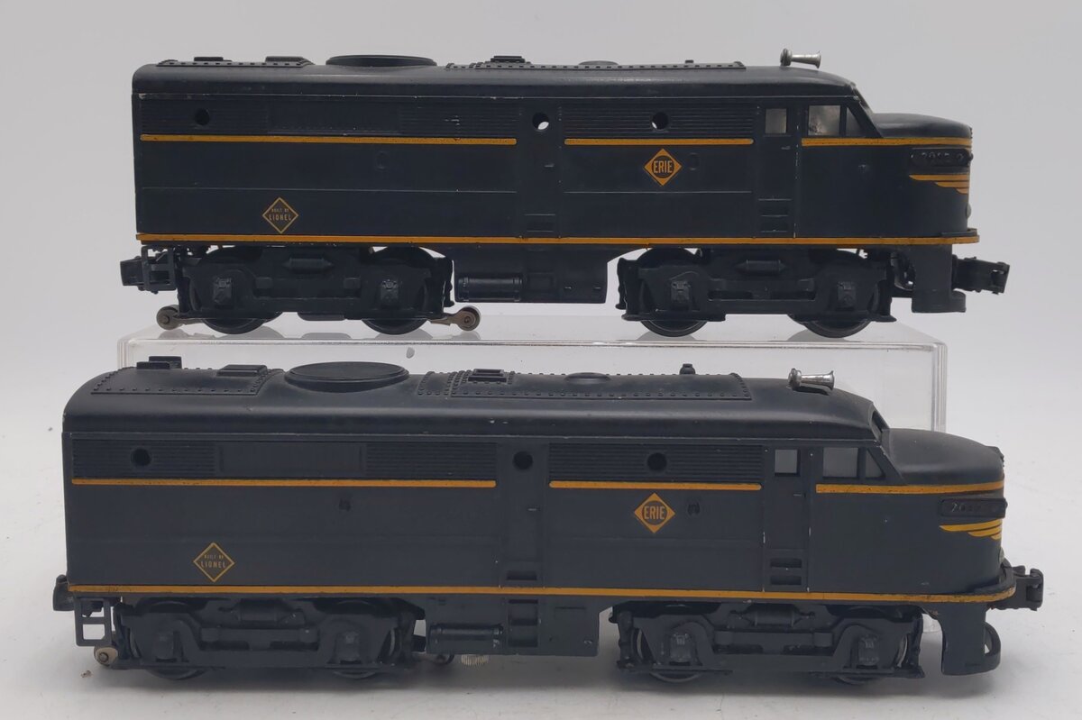 Lionel 2032 Vintage O Erie Alco AA Diesel Locomotive Set VG