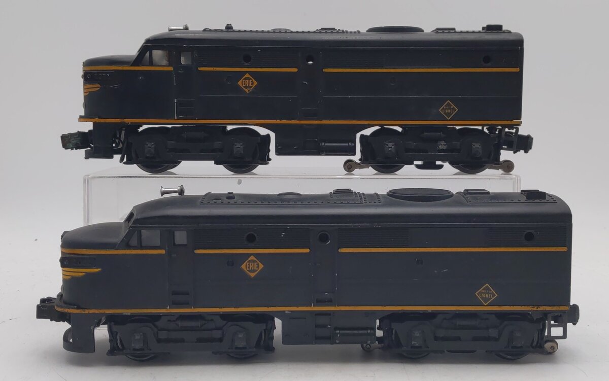Lionel 2032 Vintage O Erie Alco AA Diesel Locomotive Set VG