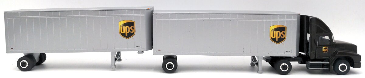 Corporate Express 478581 1:42 Diecast United Parcel Service Double Feeder Truck LN/Box