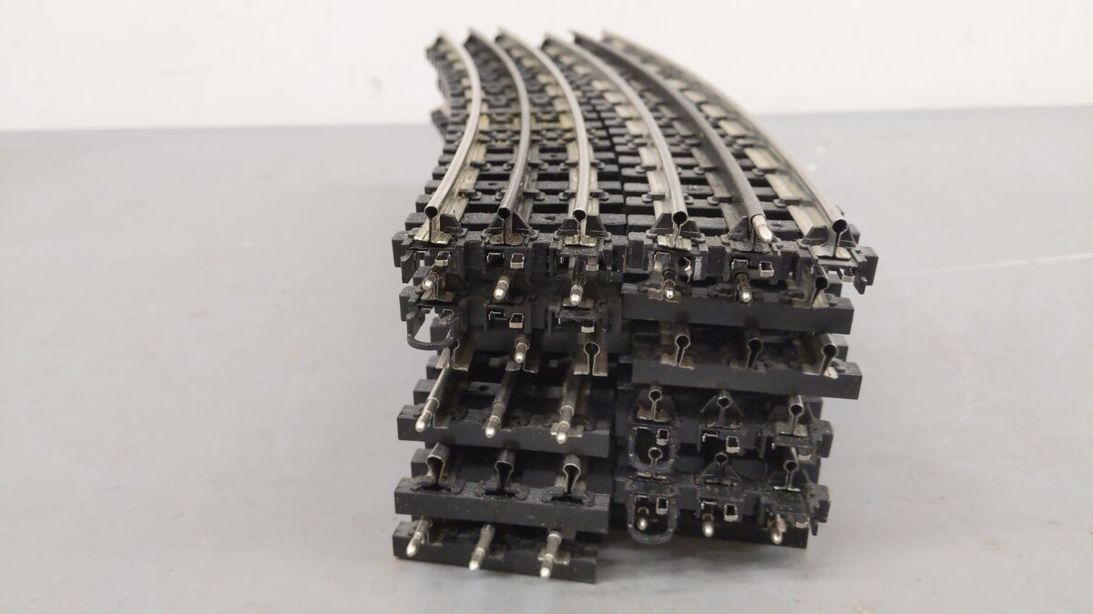 K-Line K-0622 O Shadow Rail 72" Curved Track Sections (12)