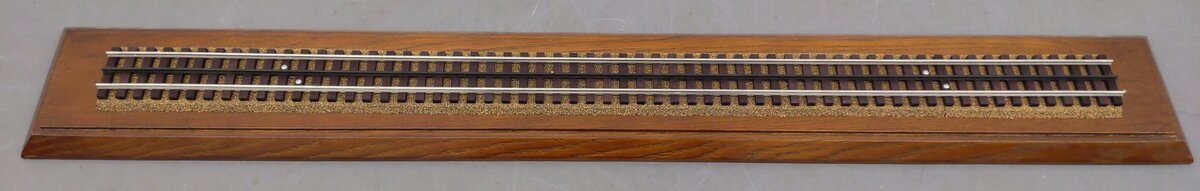 O Gauge Wooden Display Case W/ Plexiglass Top EX