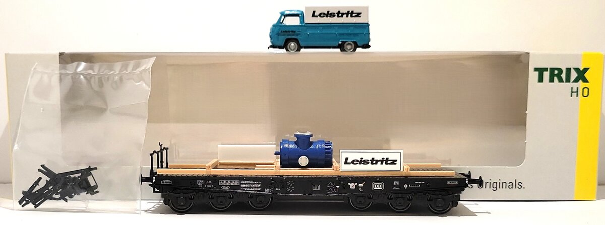 Trix 24716 HO Scale DB Museum Flatcar Set LN/Box